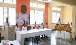 विद्यार्थिनींची संपूर्ण रक्त चाचणी शिबीर